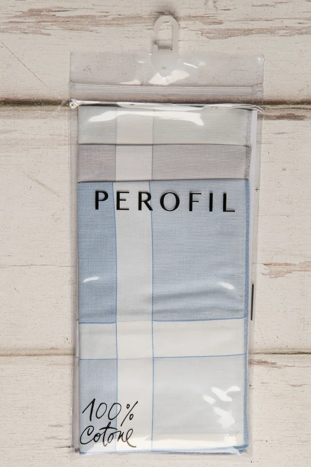 Perofil P082